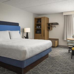 King Room - Hearing Access/Non-Smoking