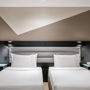 Classic Twin Room