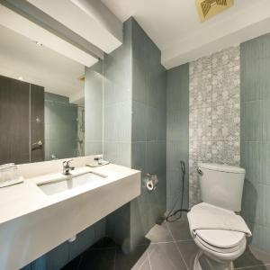 Triple Room with View