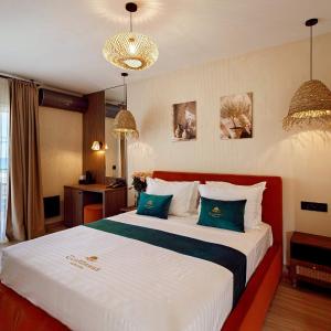 Standard Double or Twin Room with Sea View