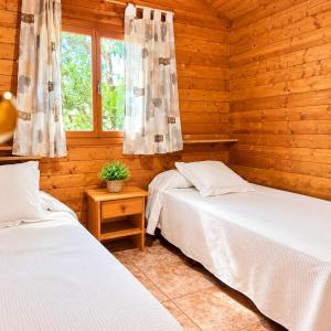 Two-Bedroom Bungalow (4 Adults)