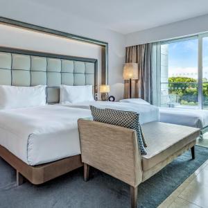 Family Deluxe Twin Connecting Room