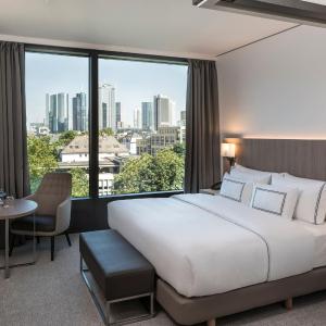 Meliá Premium Room with Skyline View