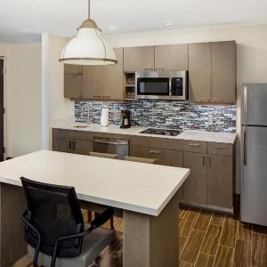One-Bedroom Specialty Suite with Two Queen Beds, Kitchen and Sofa Bed