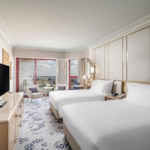 Premium Twin Room with City View
