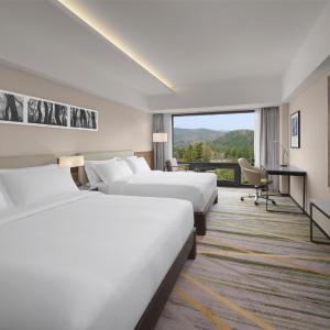 Deluxe King Room with Two King Beds