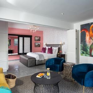 King Room with Pool View
