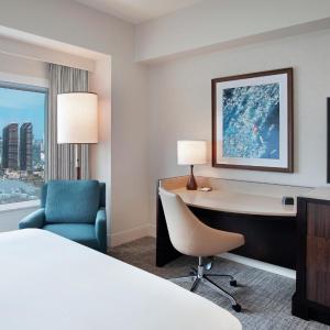 Queen Room with Two Queen Beds and Skyline View