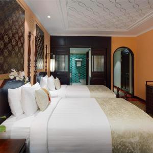 Connecting Suite