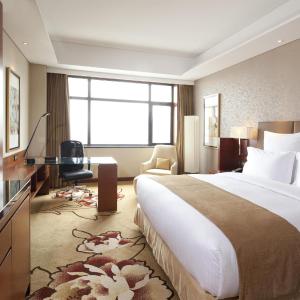 Business King Room