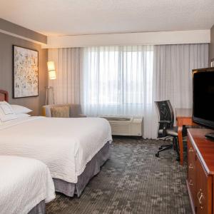 Queen Room with Two Queen Beds - Non-Smoking