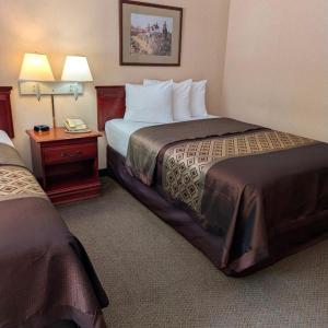 Double Room with Two Double Beds - Non-Smoking