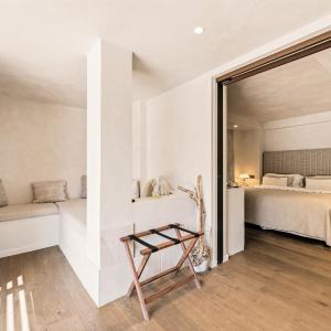 Suite with Garden View