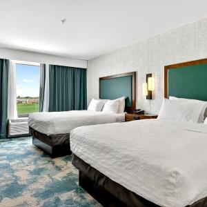 Queen Room with Two Queen Beds - Hearing Access/Non-Smoking