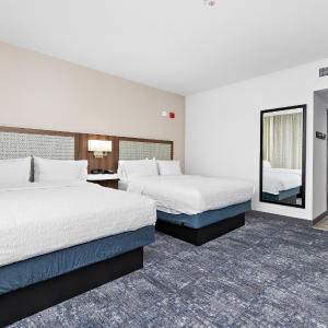Queen Room with Two Queen Beds - Mobility and Hearing Access/Non-Smoking