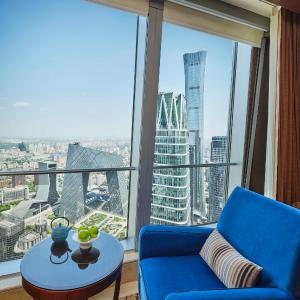 Premier Landmark View Suite