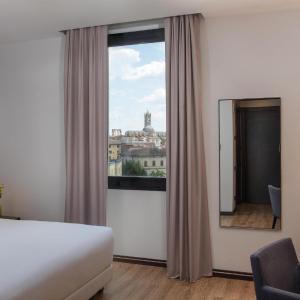 Superior Double Room with Duomo View with Extra Bed (2 Adults + 1 Child)