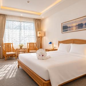 Superior Double or Twin Room with City View