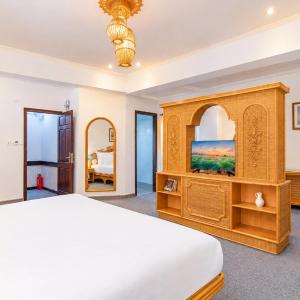 Suite with Balcony