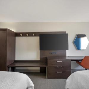 Standard Queen Room with Two Queen Beds