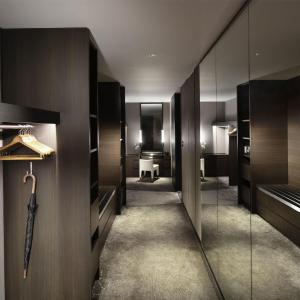 Junior Corner King Suite 