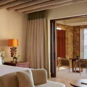 Junior King Suite with Plunge Pool