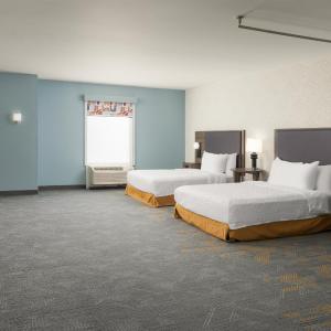 Queen Studio with Two Queen Beds - Mobility Access/Non-Smoking
