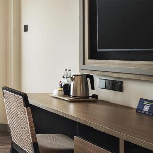 King Room with Garden View - High Floor