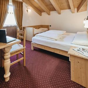 Triple Room with Balcony