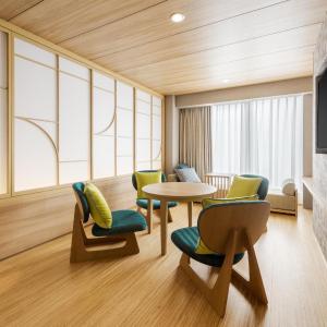Deluxe Family Twin Room