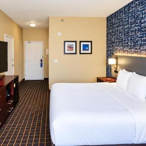 King Room - Accessible/Non-Smoking
