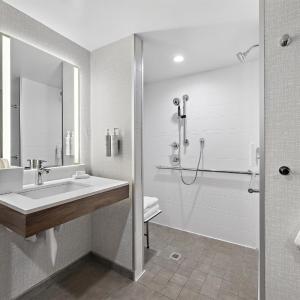 King Room - Hearing Access