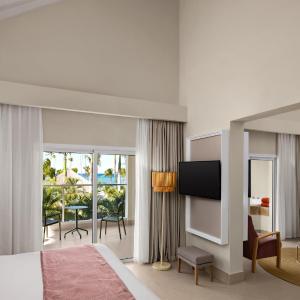 Two-Bedroom Suite with Partial Ocean View