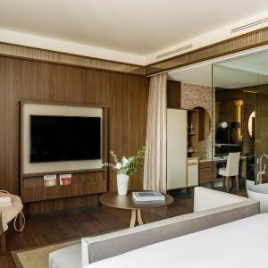 Supreme Room with Spa Access