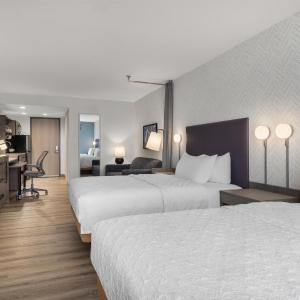 Studio Suite with Two Queen Beds
