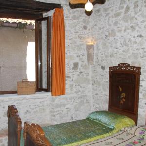 Standard Twin Room with Garden View
