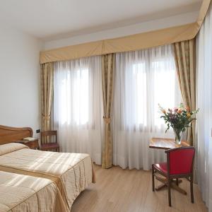 Comfort Quadruple Room