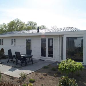 Two Bedroom Chalet - Velthorst 4