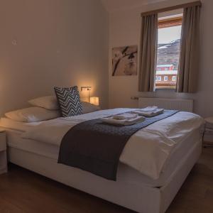 Double Room with Shared Toilet