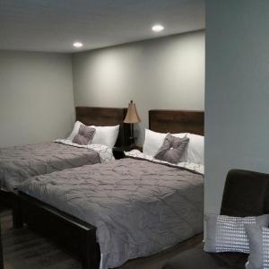 Two-Bedroom Suite