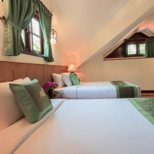 Family Garden View Villa
