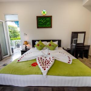 King Room with Balcony