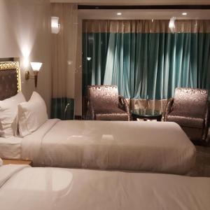 Executive Twin Room 10% discount on Food and Beverage