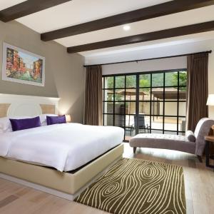 Twin Room with Pool View