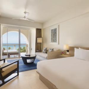 Junior King Suite with Ocean View