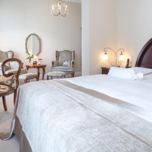 Double Room Landside