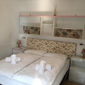 Family Room with Private Bathroom (3 Adults + 1 Child) 