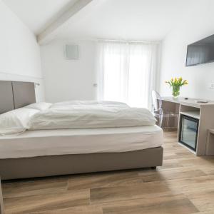 Comfort Double or Twin Room