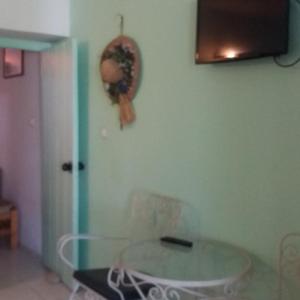 One-Bedroom Apartment (3 Adults)