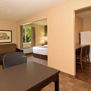 Deluxe Studio - Non-Smoking - Disability Access